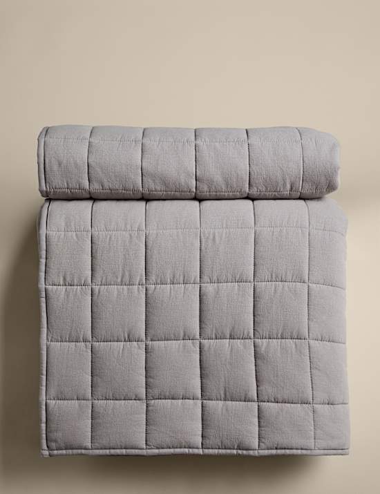 Cotton Rich Quilted Bedspread with Linen