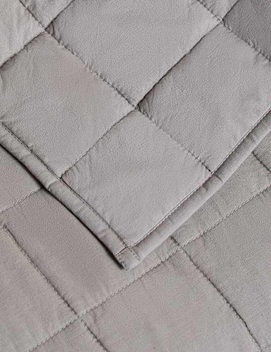 Cotton Rich Quilted Bedspread with Linen