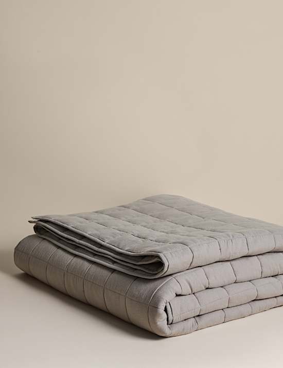Cotton Rich Quilted Bedspread with Linen