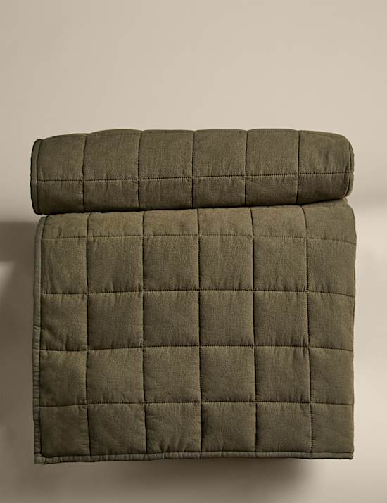 Cotton Rich Quilted Bedspread with Linen