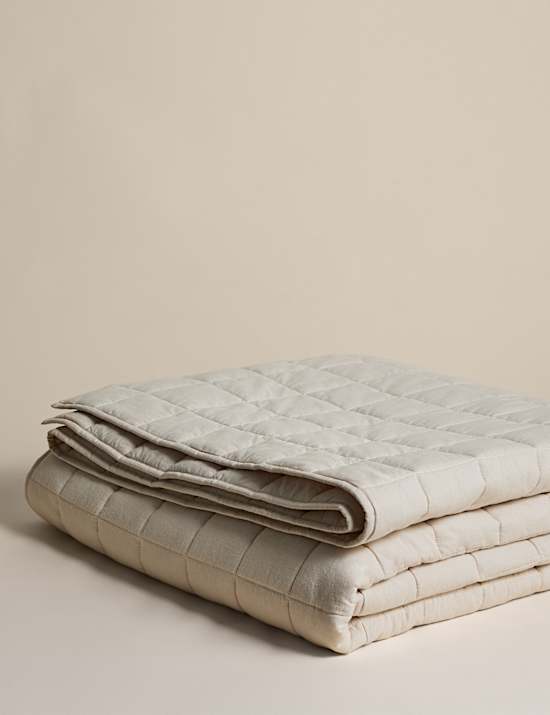 Cotton Rich Quilted Bedspread with Linen