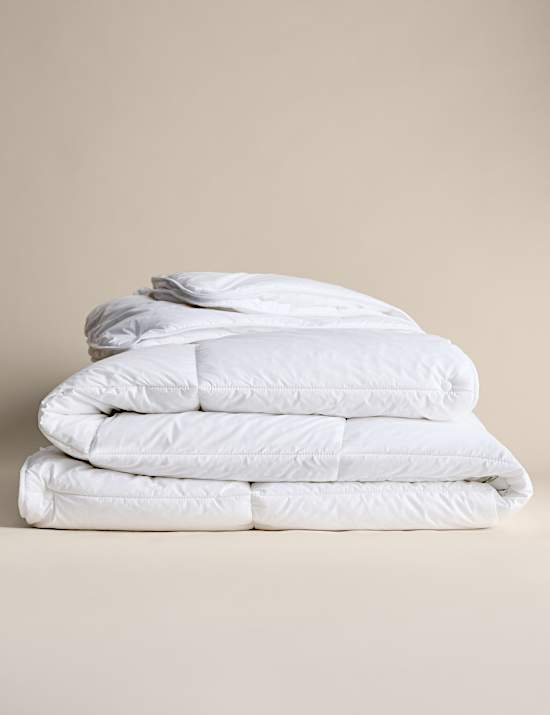 Luxury Down Alternative 13.5 Tog All Seasons 3-in-1 Duvet