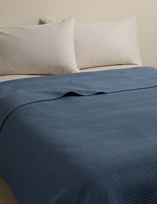 Cotton Rich Ribbed Bedspread with Linen