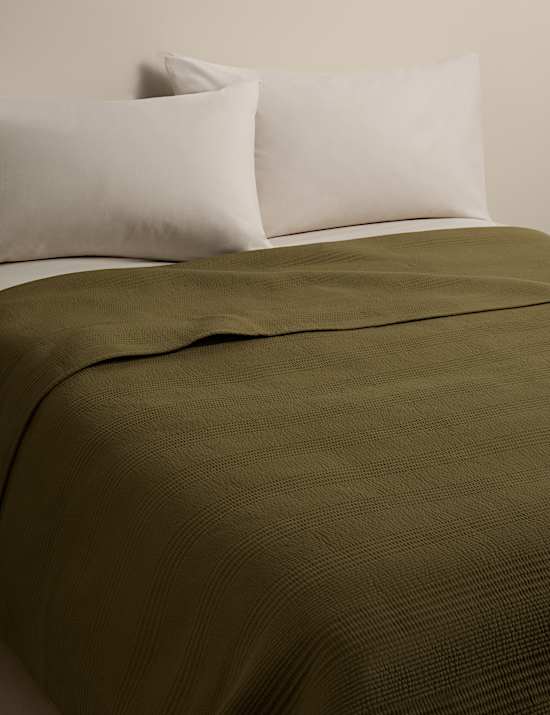 Cotton Rich Ribbed Bedspread with Linen