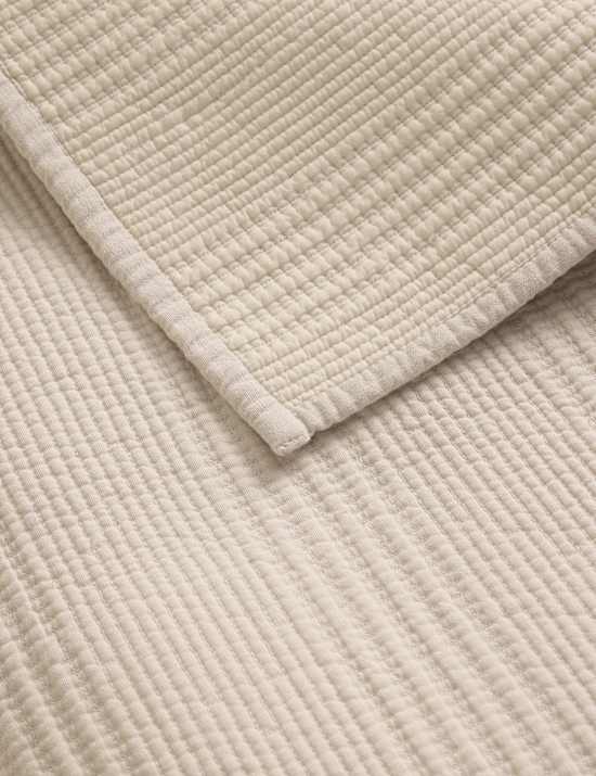Cotton Rich Ribbed Bedspread with Linen