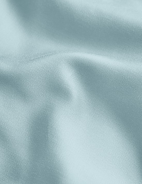 The Ultimate Soft & Silky Multi-Depth Fitted Sheet