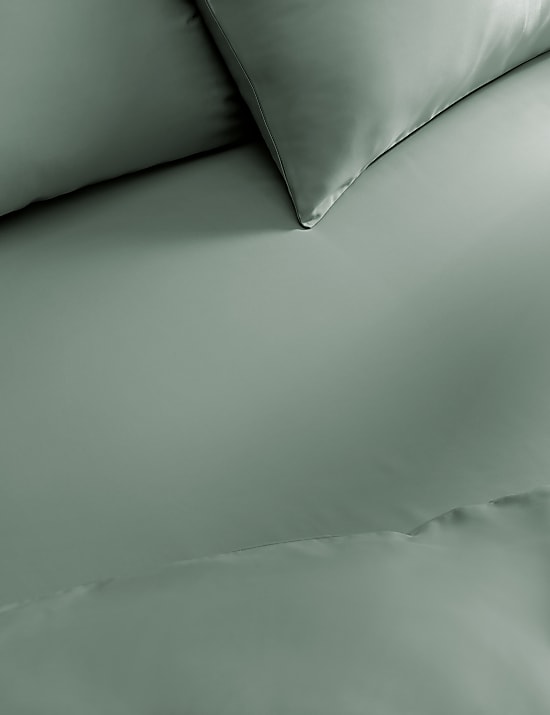 The Ultimate Soft & Silky Multi-Depth Fitted Sheet