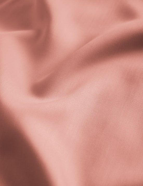 The Ultimate Soft & Silky Multi-Depth Fitted Sheet