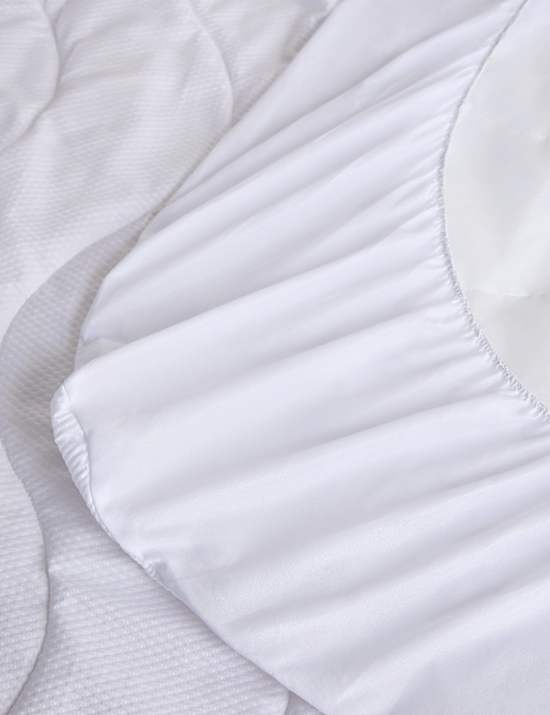 Guest Essentials Mattress Protector & 2pk Pillow Protector Set