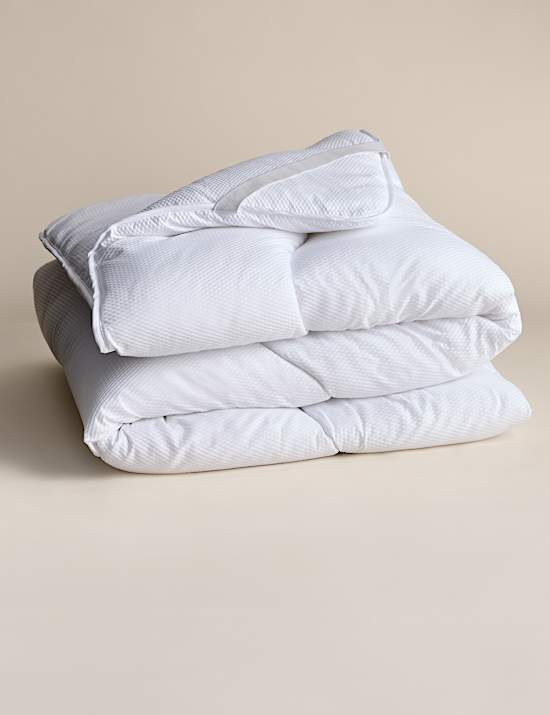 Guest Essentials Mattress Topper