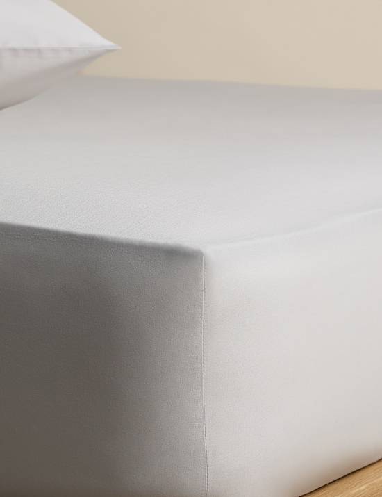 Drap-housse &agrave; bonnets profonds 100 % coton avec une densit&eacute; de tissage de 180 fils