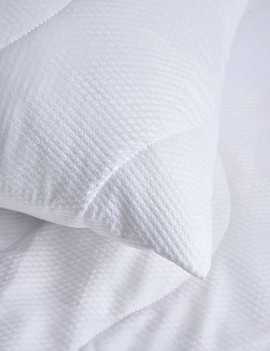 2pk Guest Essentials Pillow Protectors