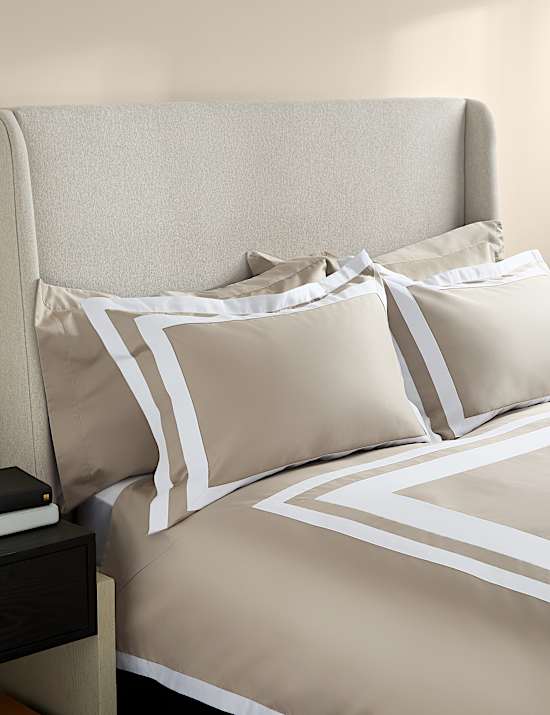 Zuiver katoenen beddengoedset met dubbele rand