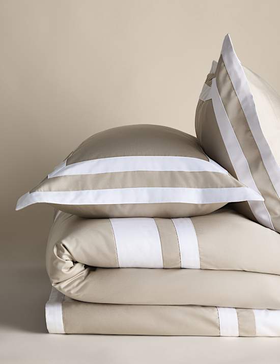 Zuiver katoenen beddengoedset met dubbele rand