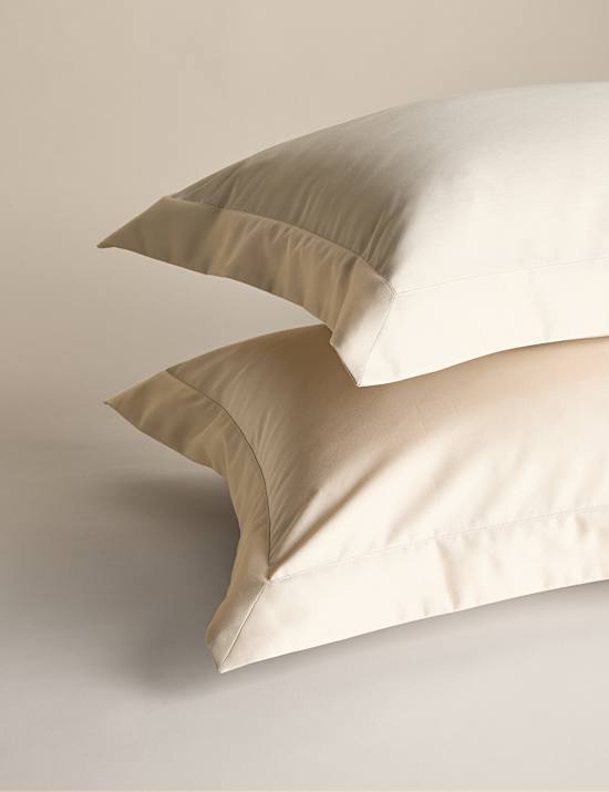 Lot de 2 taies d'oreiller Oxford en coton satin&eacute; &eacute;gyptien avec une densit&eacute; de tissage de 400 fils