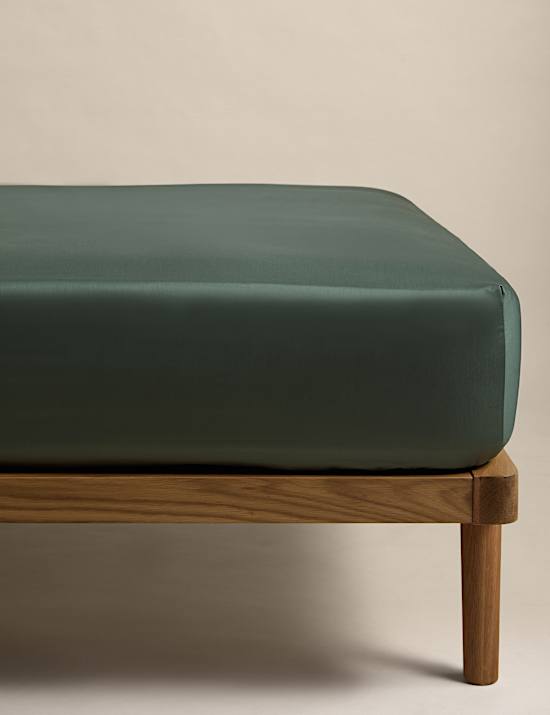 Egyptian Cotton Sateen 400 Thread Count Extra Deep Fitted Sheet