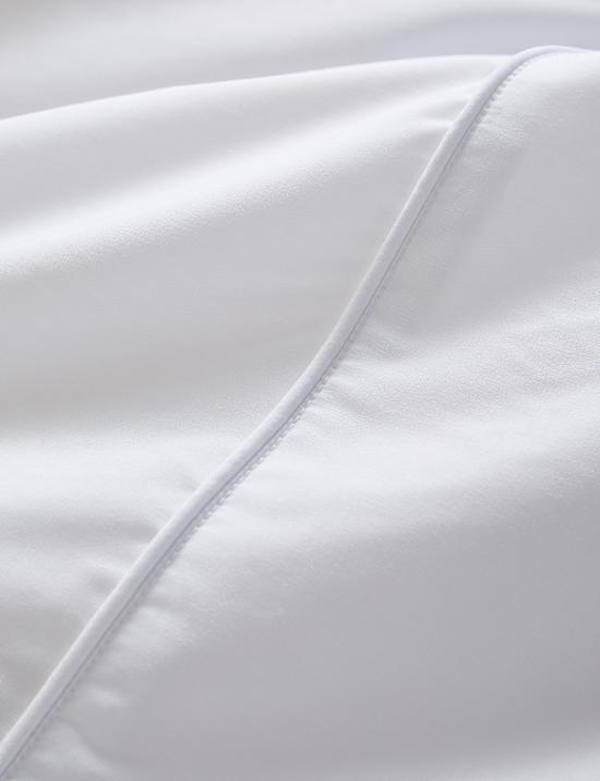 Egyptian Cotton 230 Thread Count Crisp Bedding Set