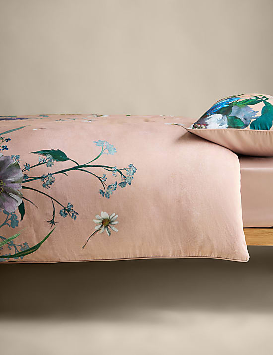 Sateen Wild Meadow Pink Bedding Set