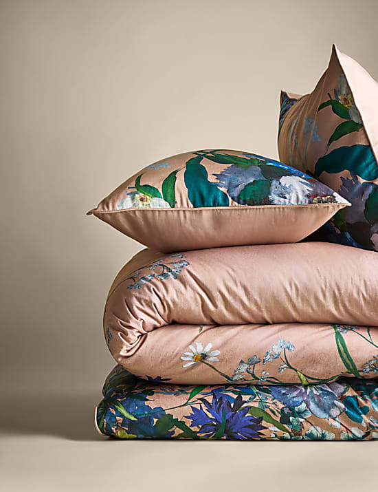 Sateen Wild Meadow Pink Bedding Set