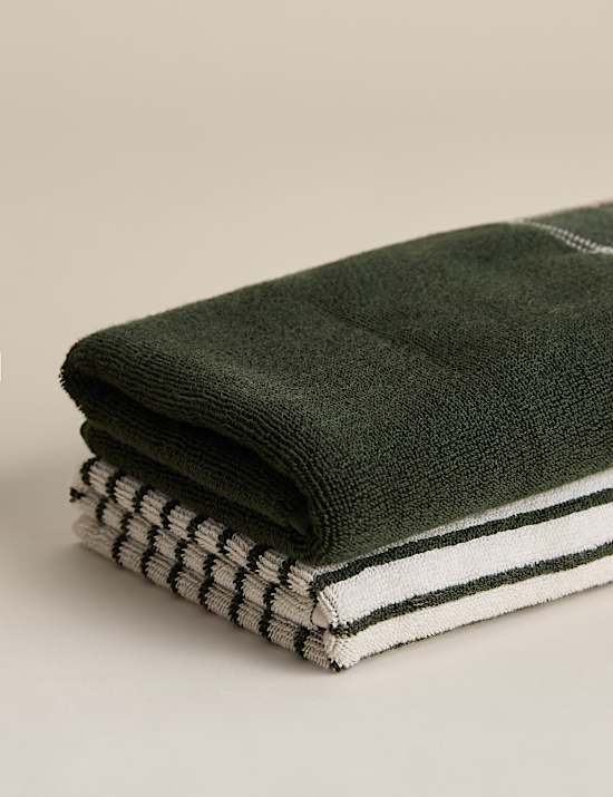 2pk Pure Cotton Merry Christmas Tartan Hand Towels