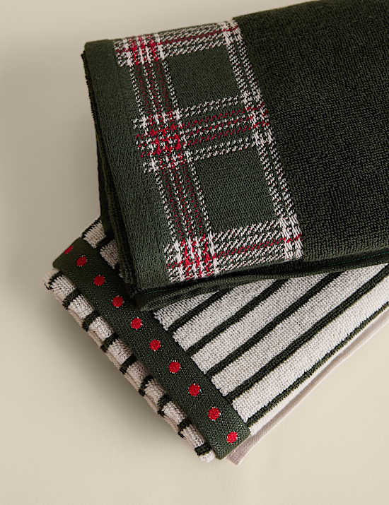 2pk Pure Cotton Merry Christmas Tartan Hand Towels