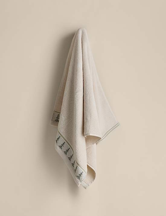 2er-Pack Handt&uuml;cher aus reiner Baumwolle mit Weihnachtsbaummotiv