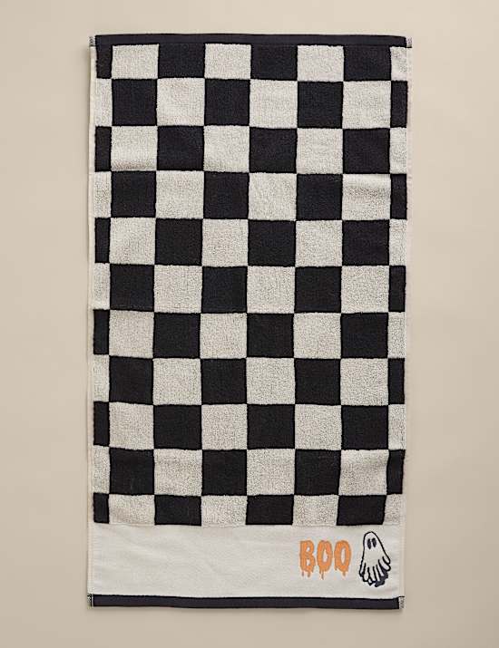 Set of 2 Halloween Hand Towels