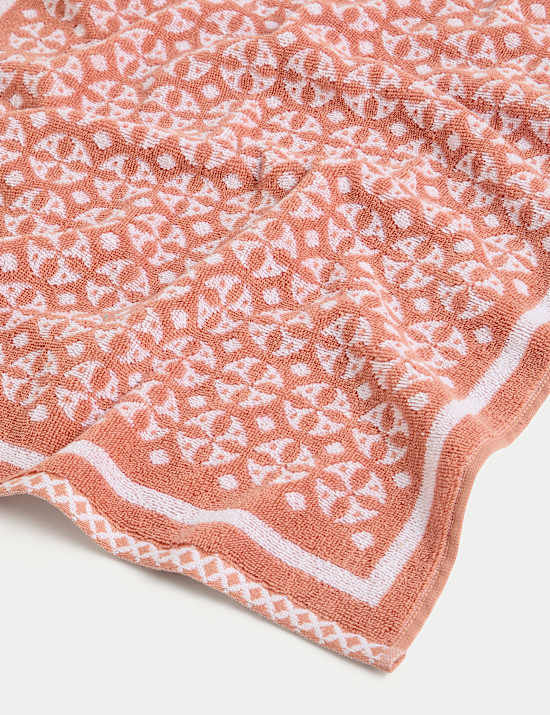 Pure Cotton Geometric Towel