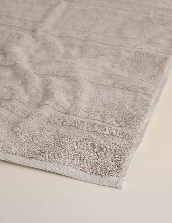 Luxury Egyptian Cotton Striped Towel