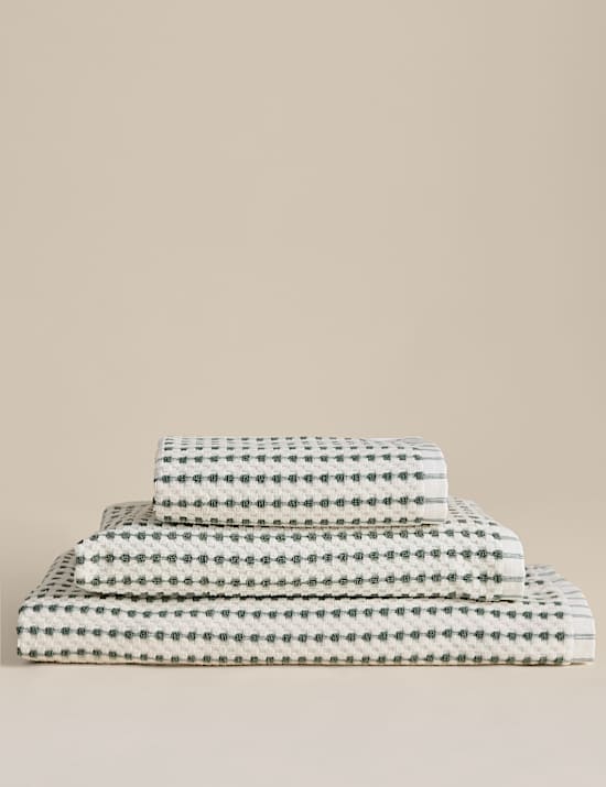 Pure Cotton Spotty Striped Towel