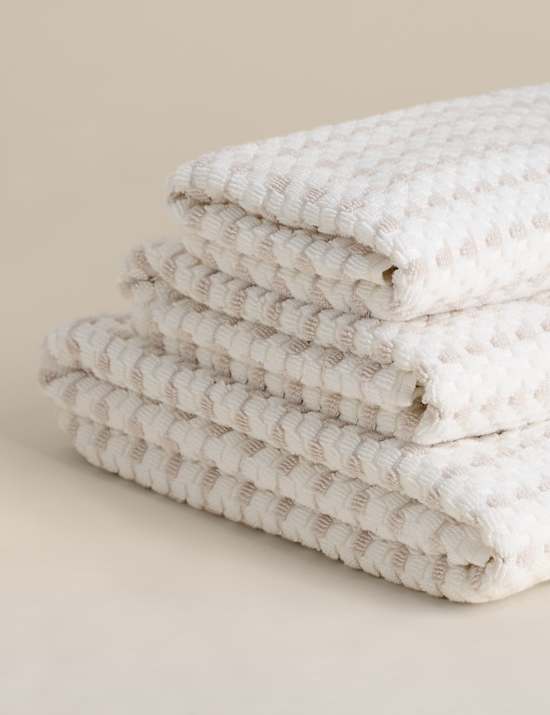 Pure Cotton Spotty Striped Towel