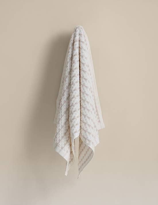 Pure Cotton Spotty Striped Towel