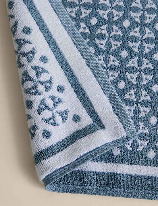 Pure Cotton Geometric Bath Mat