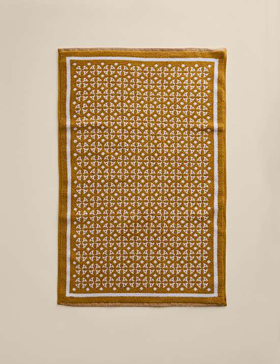 Pure Cotton Geometric Bath Mat