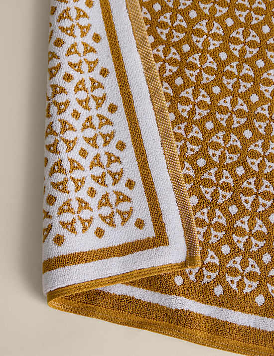 Pure Cotton Geometric Bath Mat