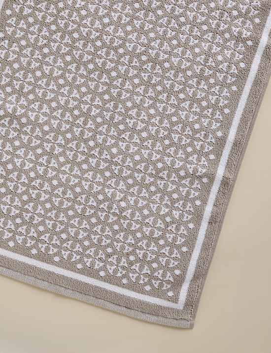 Pure Cotton Geometric Bath Mat