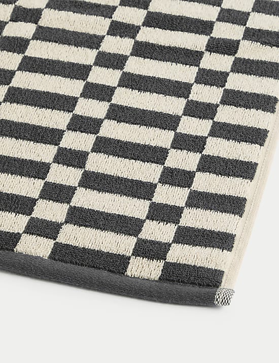 Handdoek van zuiver katoen met geometrisch ruitmotief