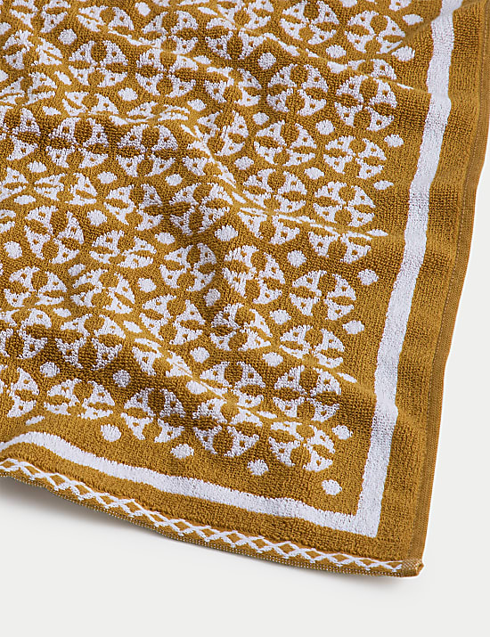 Pure Cotton Geometric Circle Towel