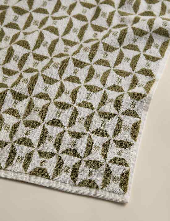 Pure Cotton Geometric Tile Towel