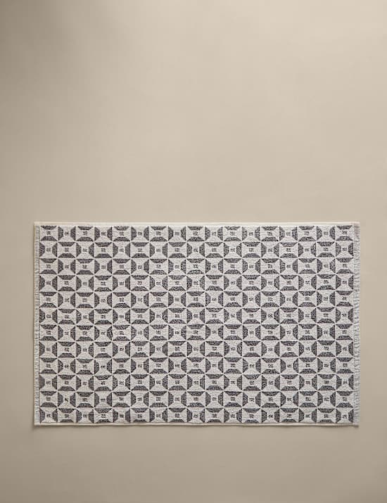 Tapis de bain 100 % coton &agrave; motif g&eacute;om&eacute;trique