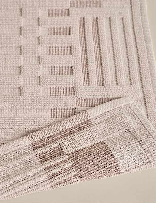 Pure Cotton Geometric Stay New Bath Mat
