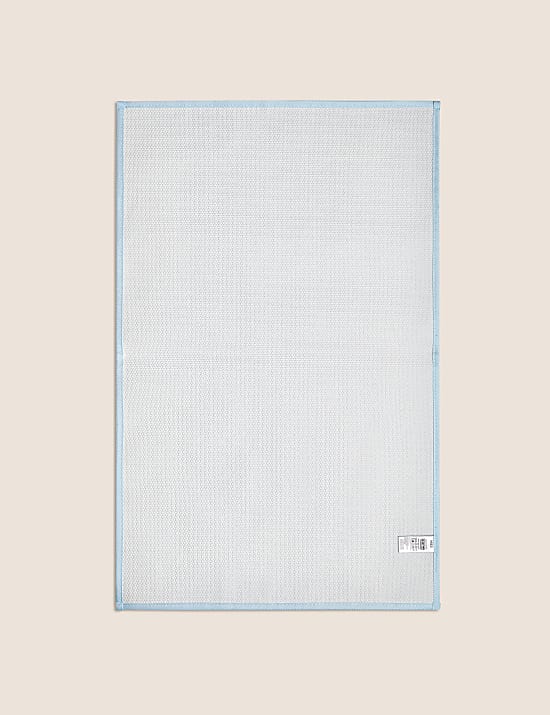 Απαλό χαλάκι μπάνιου που στεγνώνει γρήγορα