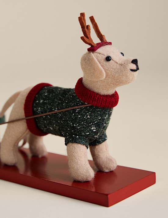 Felt Labrador Gifts Sleigh Decoration