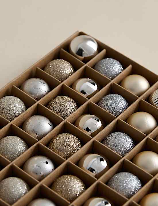 49pk Mini Shatterproof Baubles