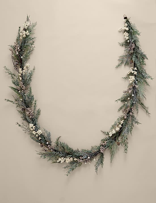 10ft Snowy Berry Garland