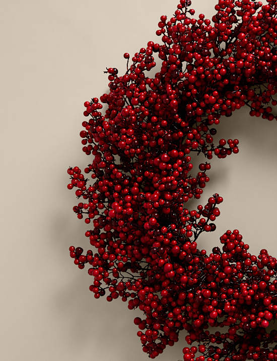 Red Berry Wreath