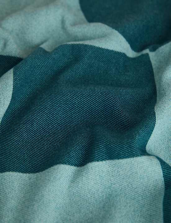 Geometric Fringed Throw