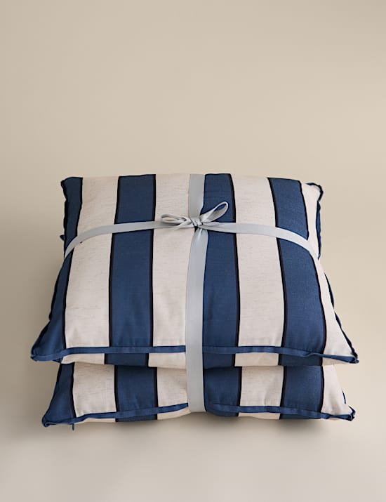 Set of 2 Striped Outdoor Cushions
