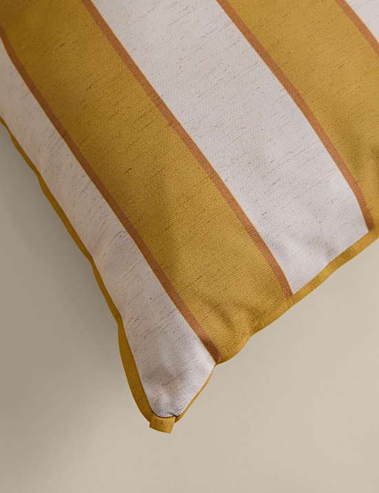 Set of 2 Striped Outdoor Cushions