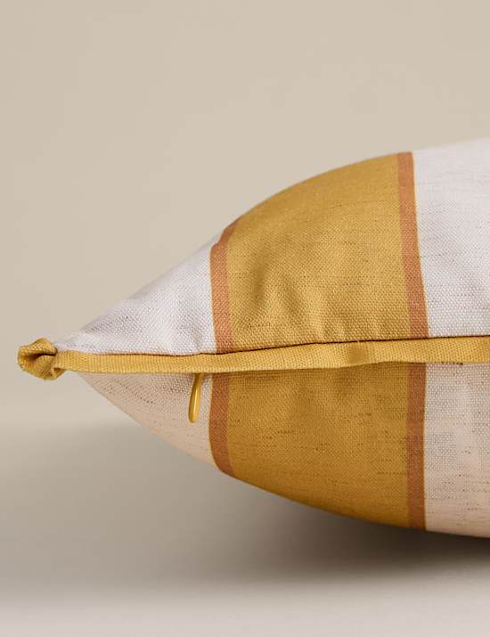 Set of 2 Striped Outdoor Cushions